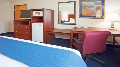King Room - Hearing Accessible