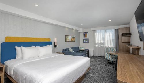 Superior King Room - Non-Smoking