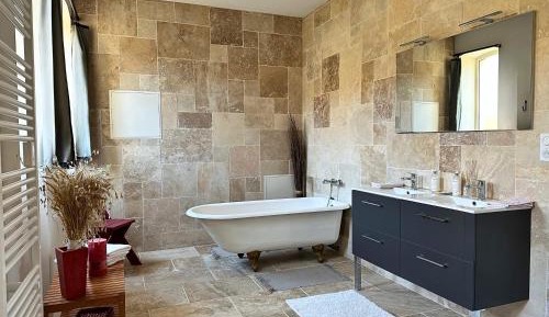 Deluxe Double Room with Bath