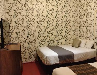 Twin Room with Shared Bathroom