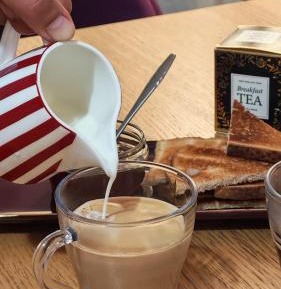 Double Room with Shared Bathroom