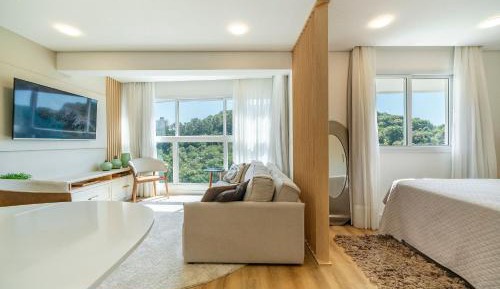 Studio with Mountain View