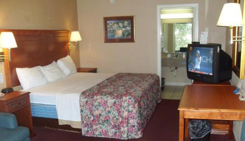 King Room - Non-Smoking