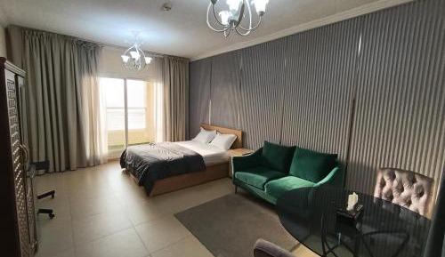 Apartment with City View