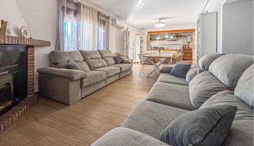 Six-Bedroom Holiday Home