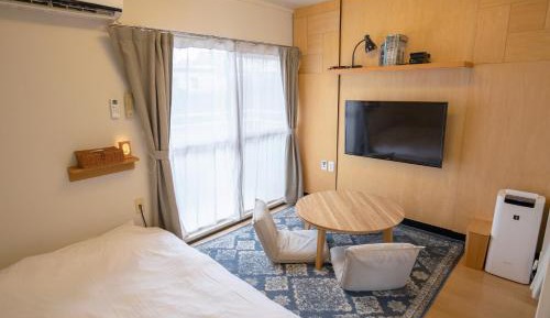 Apartment with Shower