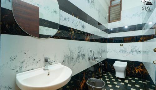 Bunk Bed in Mixed Dormitory Room