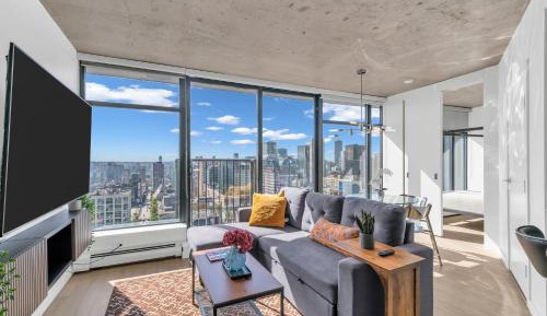 Two-Bedroom Apartment with City View