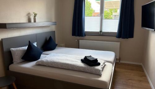 Double or Twin Room with Bathroom