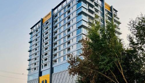 Classic One-Bedroom Apartment with King Bed