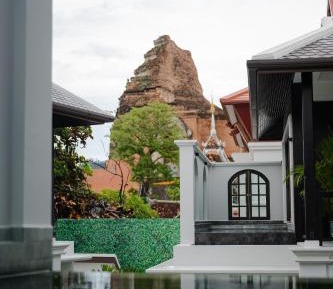 Suite with Private Pool