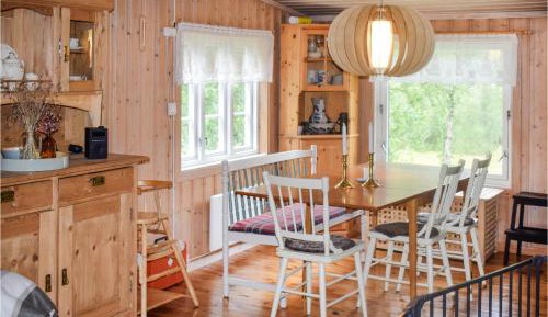 Three-Bedroom Holiday Home 