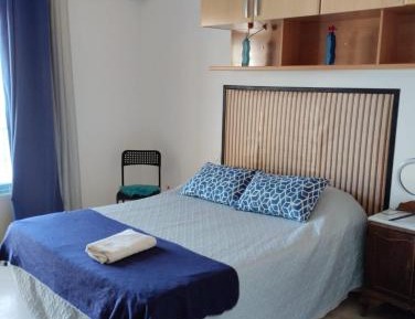 Three-Bedroom Apartment with Balcony