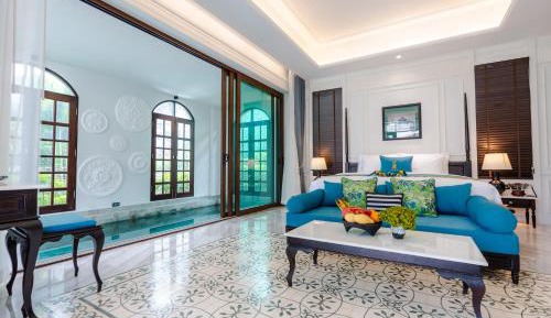 Suite with Garden View