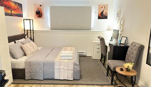 Deluxe Double Room (2 Adults + 1 Child)