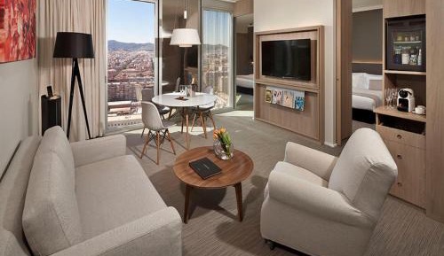 The Level Suite City View