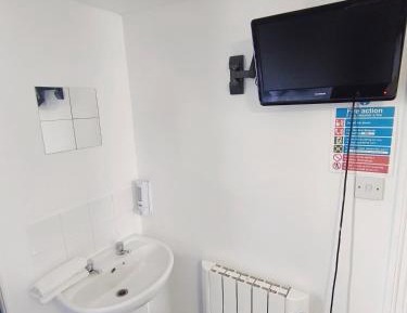 Single Room with Shared Shower and Toilet