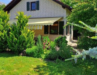 Holiday Home with Shower