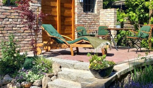 Single Room with Private Bathroom