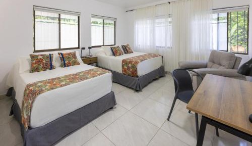 Family Room with Garden View