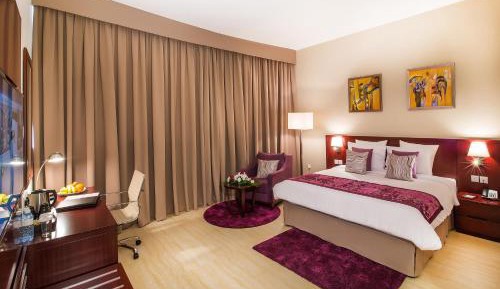 Junior Suite with Mountain View