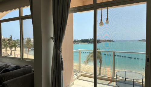 Three-Bedroom Apartment with Ocean View