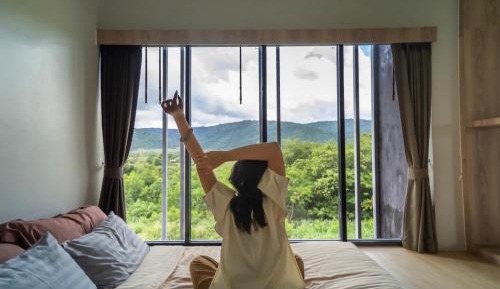 Suite with Mountain View