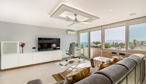 Three-Bedroom Apartment with Sea View