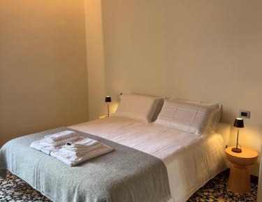 Double Room with Private External Bathroom