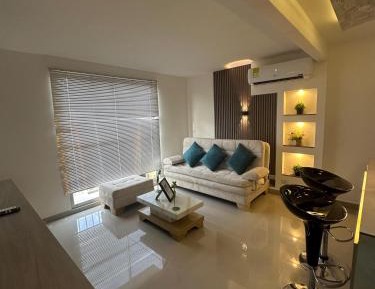 Three-Bedroom Standard Apartment