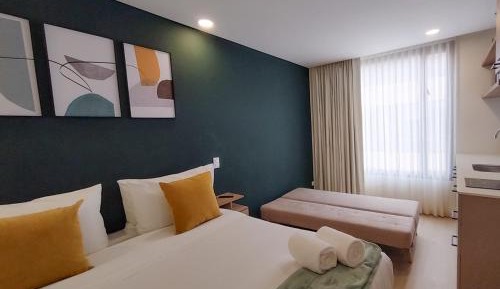 One-bedroom Loft Apartment 