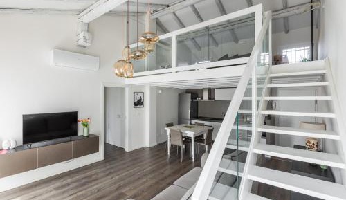 Apartment with Balcony