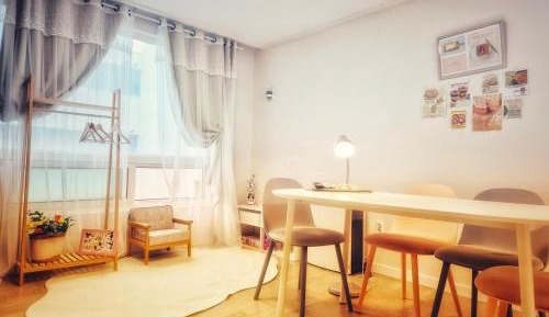 Two-Bedroom Apartment with City View