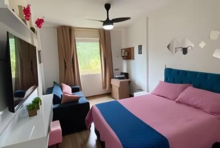 Apartment with Lake View