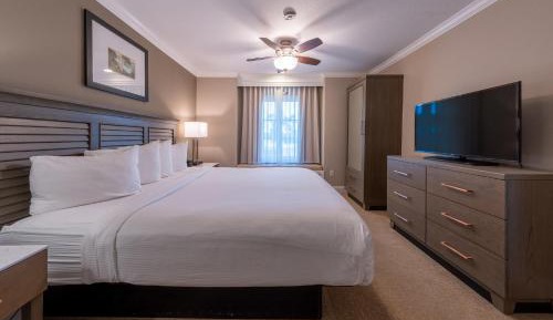Two-Bedroom Suite