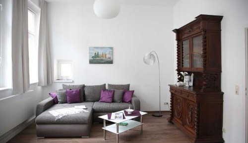 One-Bedroom Apartment with Terrace