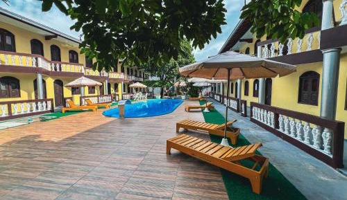 Family Room with Private Bathroom