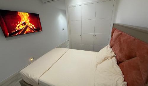 Three-Bedroom Deluxe Apartment