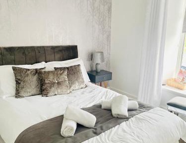 Double Room with Private External Bathroom