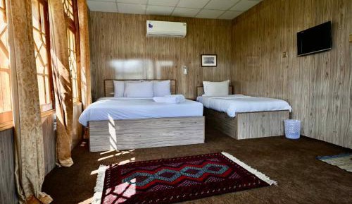 King Room with Balcony