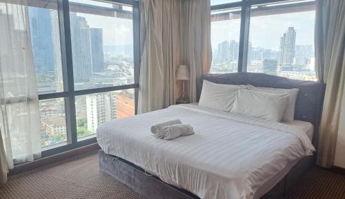 Family Two-Bedroom Apartment with View