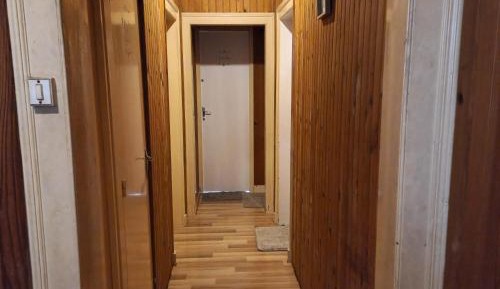 Single Room with Shared Bathroom