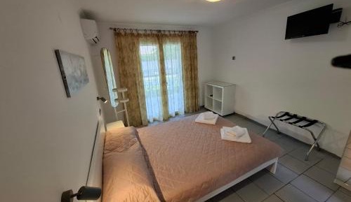 Studio with Balcony