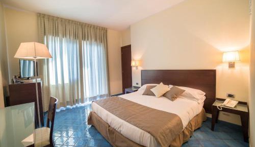 Standard Double Room with Sea View