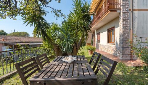 Superior One-Bedroom Apartment