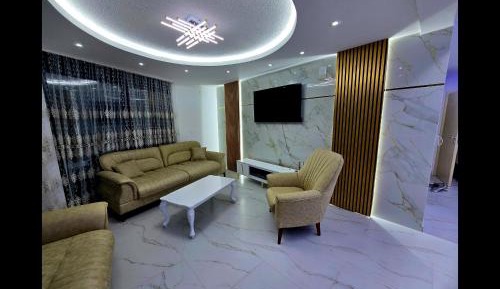 Deluxe Family Suite