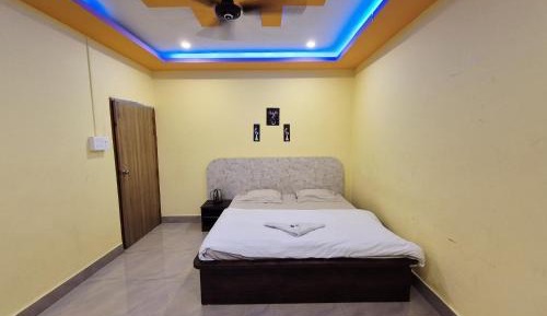 Room #1473683303