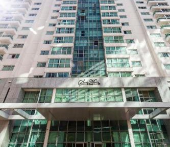 One-Bedroom Deluxe Apartment