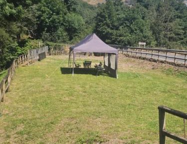 Apartment with Mountain View