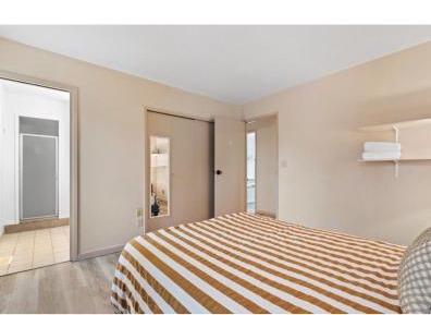 Deluxe Double Room with Shower